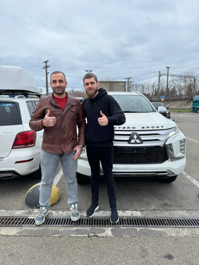 Mitsubishi Montero Sport — выдача клиенту